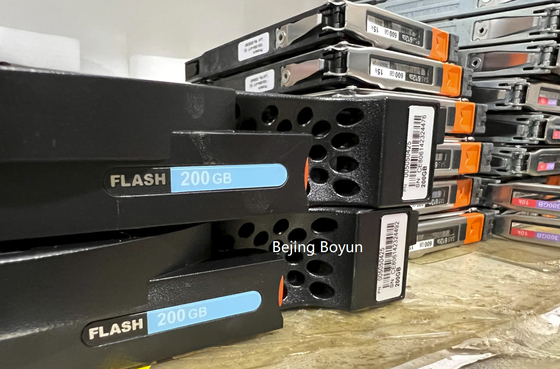 V6-Ps6fx-200 200g Dell Emc Vnx Depolama Ssd 3.5' Vnxe315 Vnxe3200 005050425 için